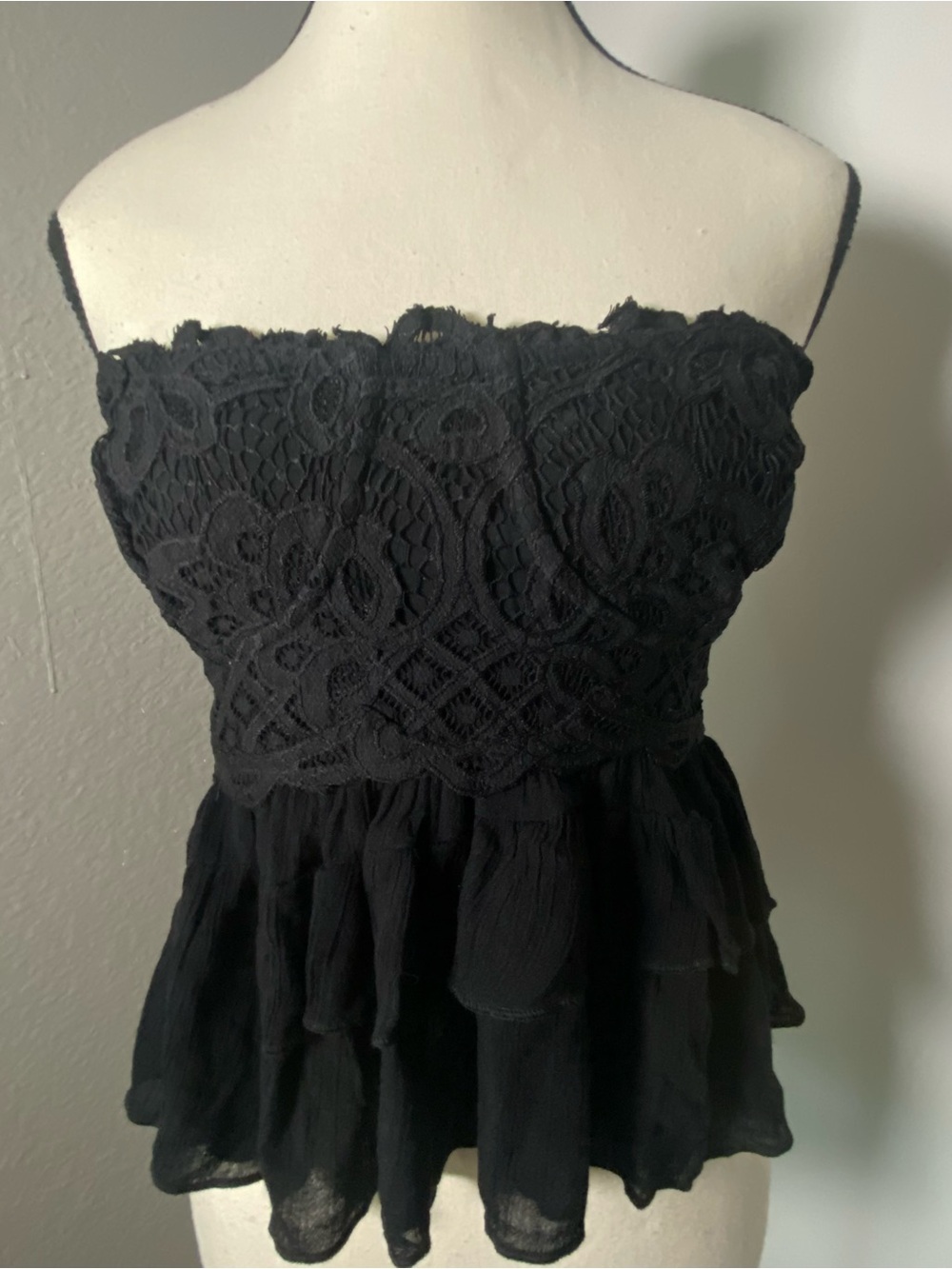 Free People Black Crochet Lace Ruffled Tube Top Size Medium